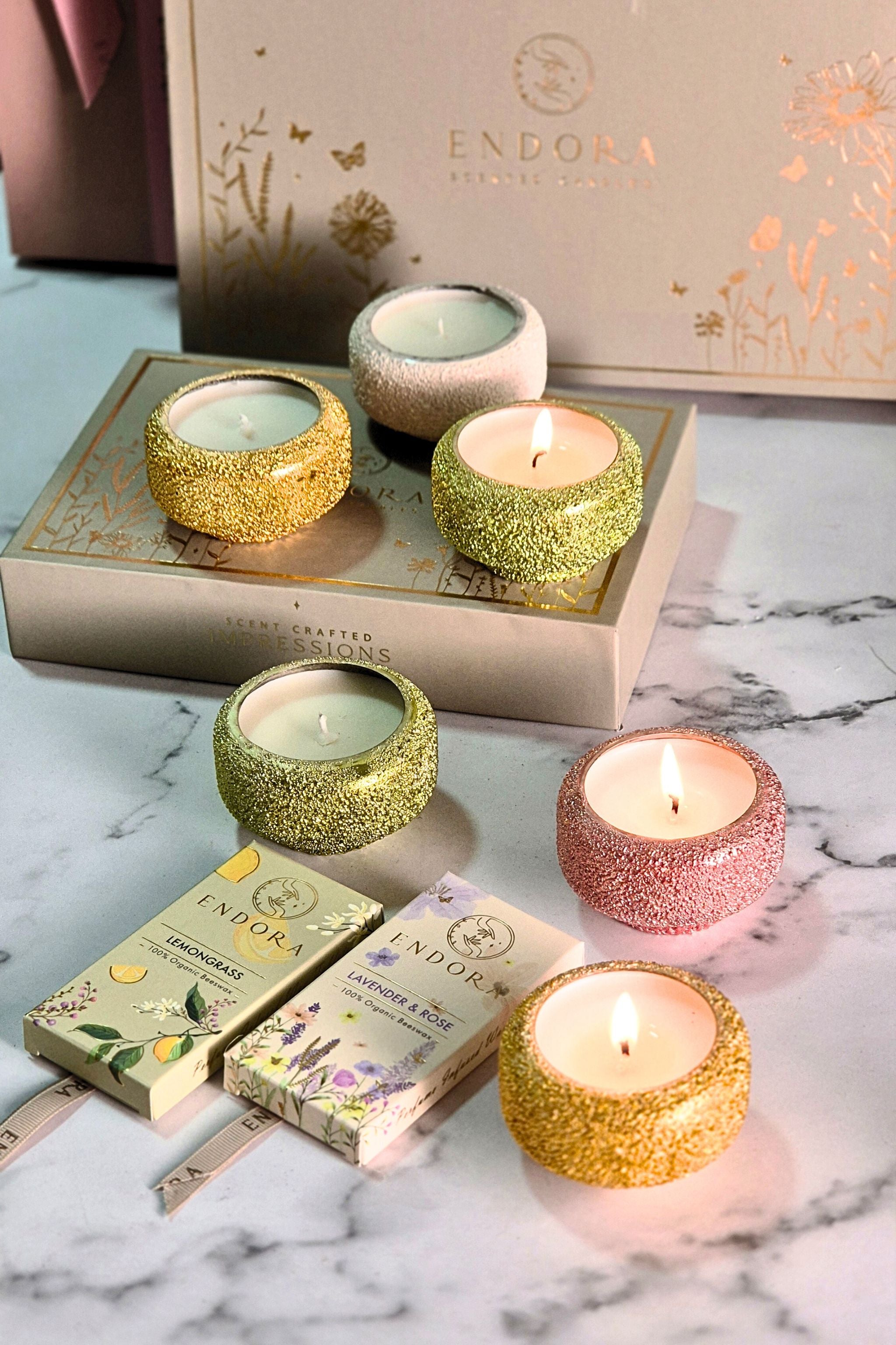 Crinkle Glow Diya Gift Set + 2 Scented Wax Tablets