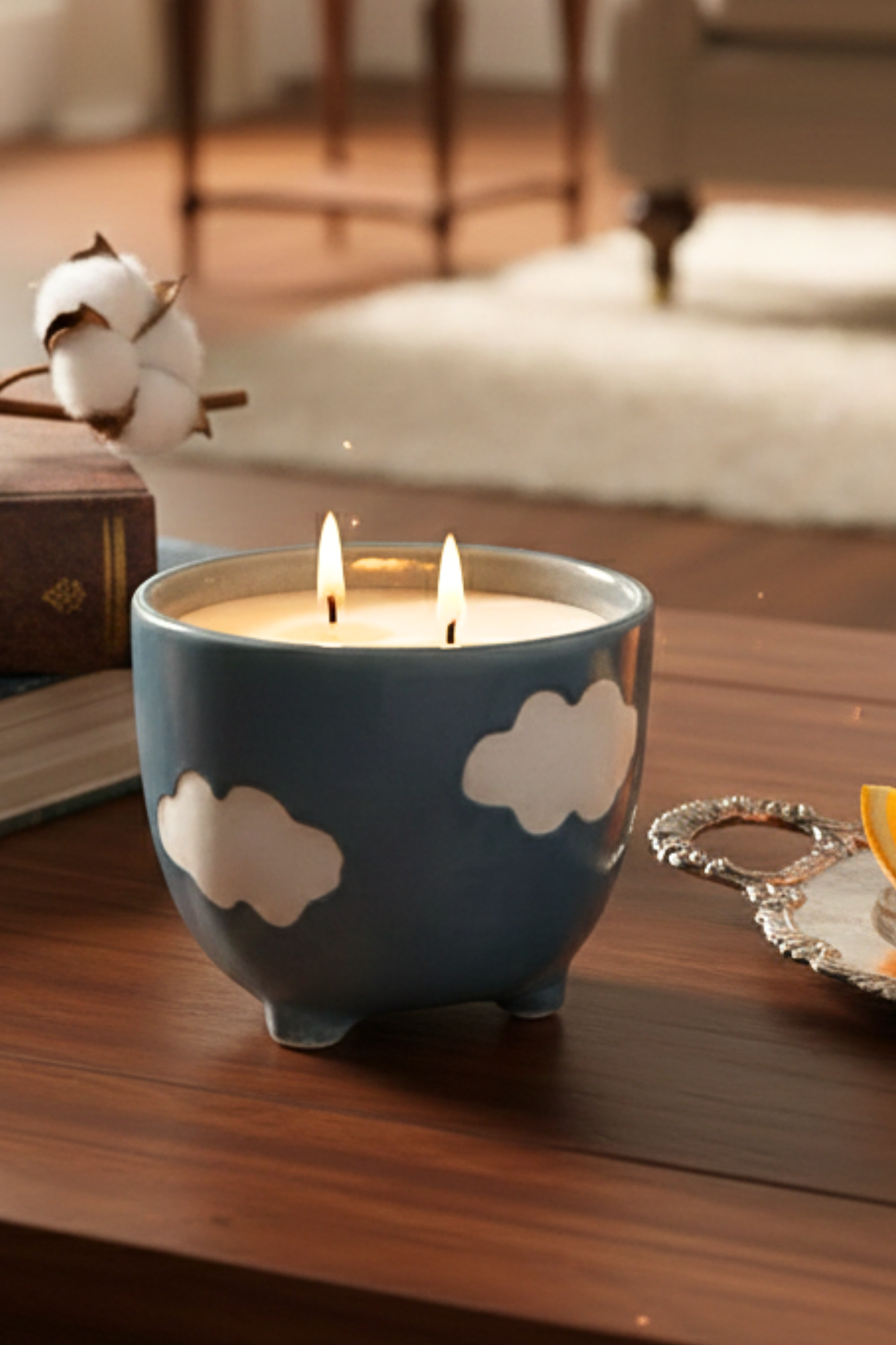 Breezy Blossom | Ceramic footed bowl |Scented candle