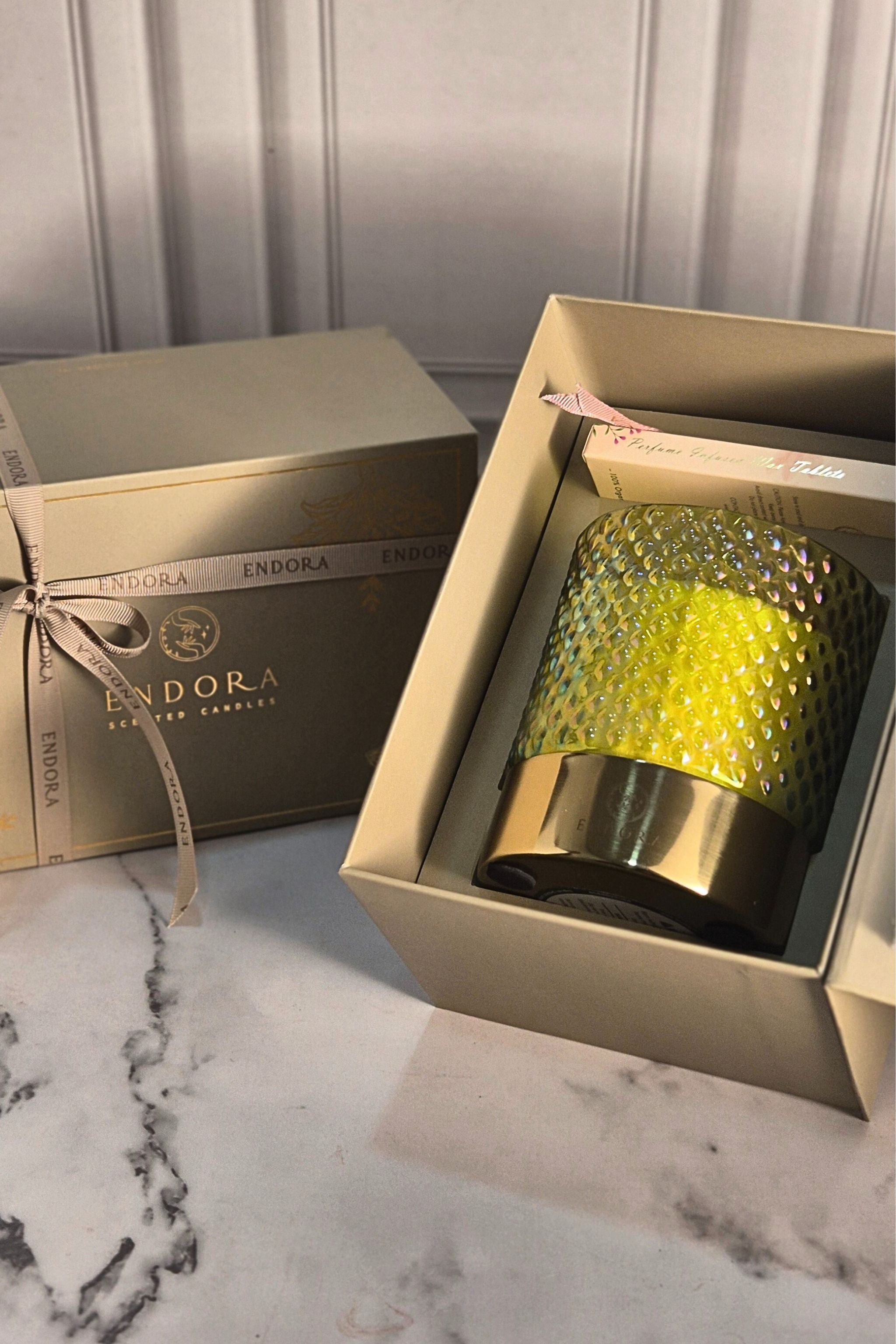 Retro Jar candle + Wax tablet gift set | Olive Green | Scented Candle