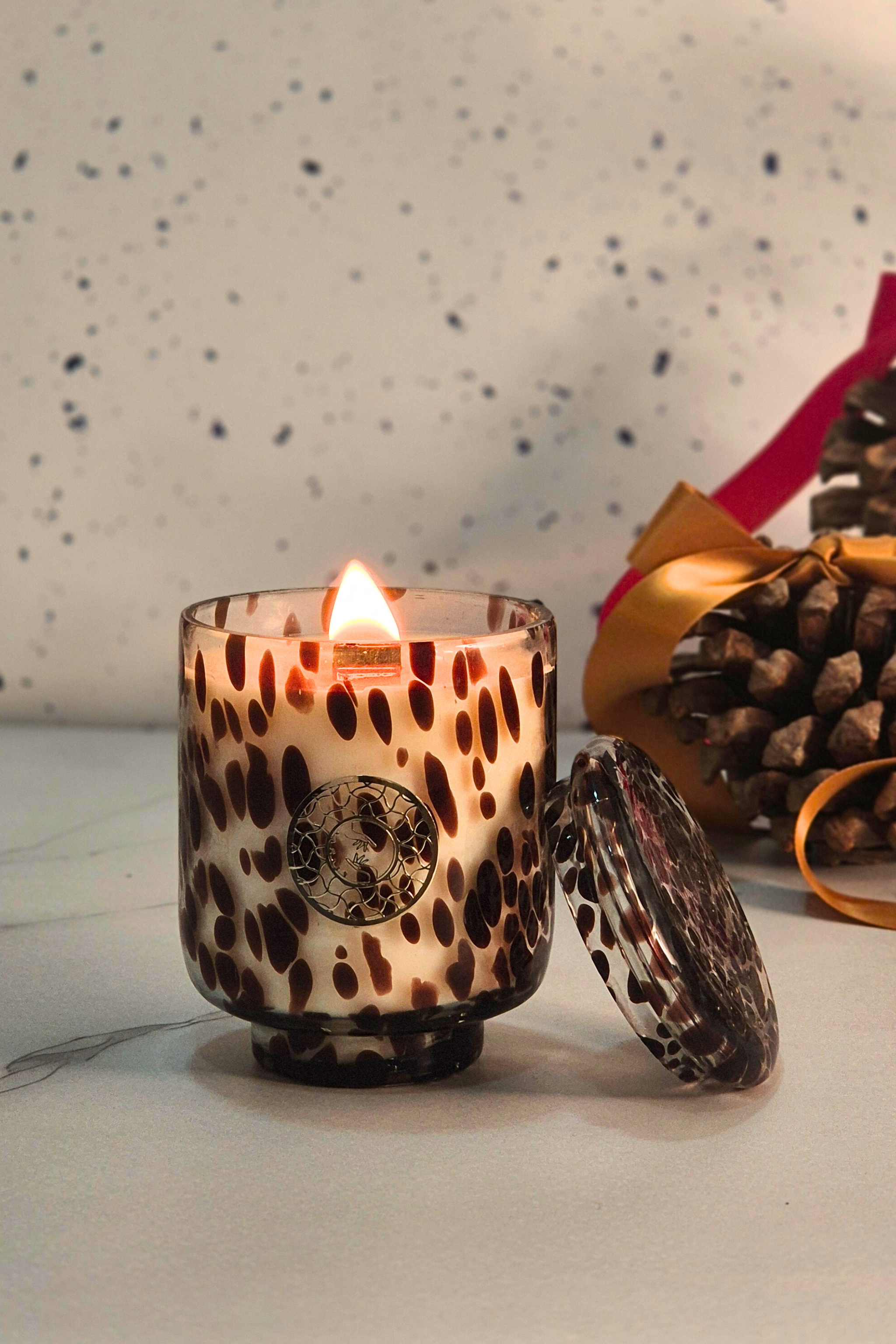 Fireside Whisper | Wooden Wick Spotted Candle