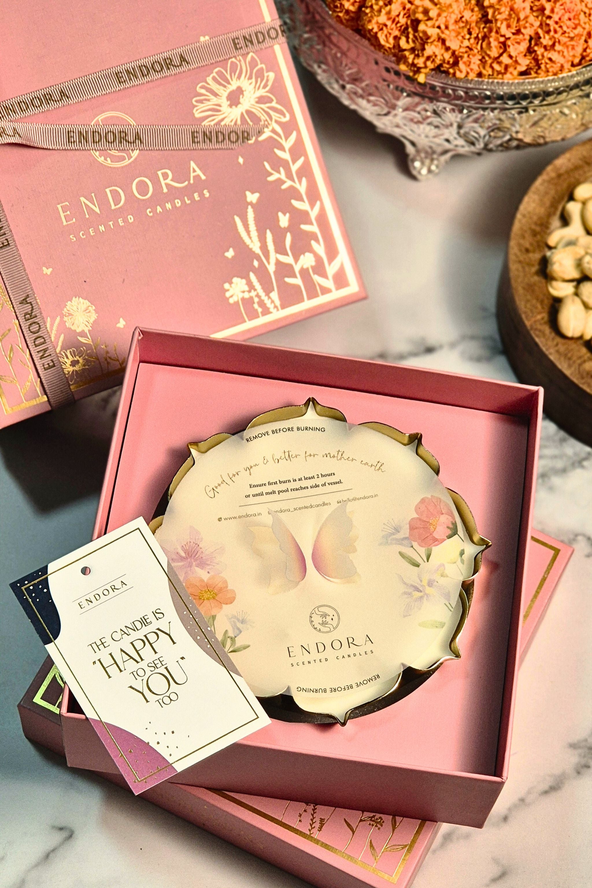 Gold Lotus Metal Urli | Scented Candle