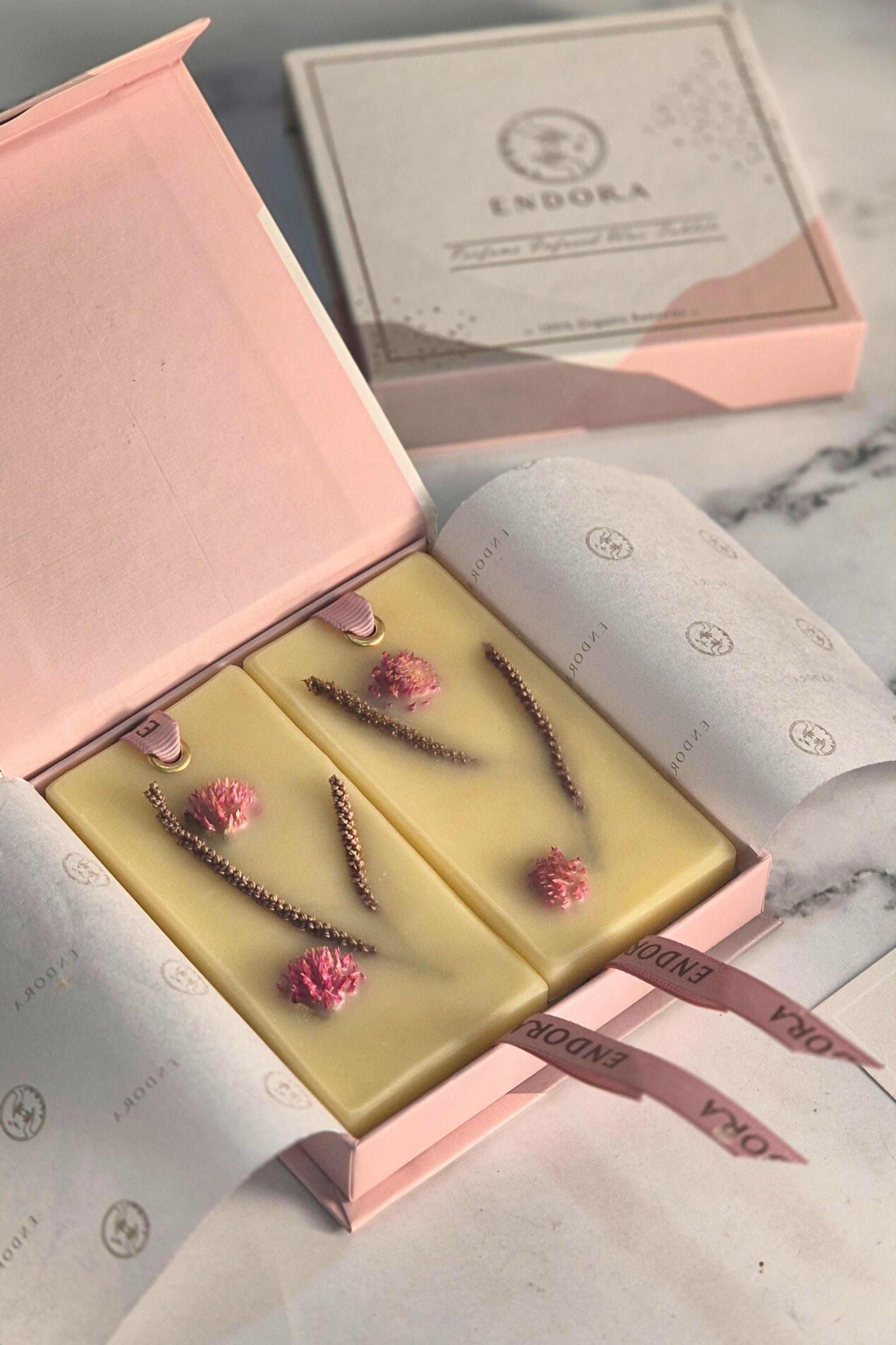 Eucalyptus and basil Beeswax tablets (set of 2)