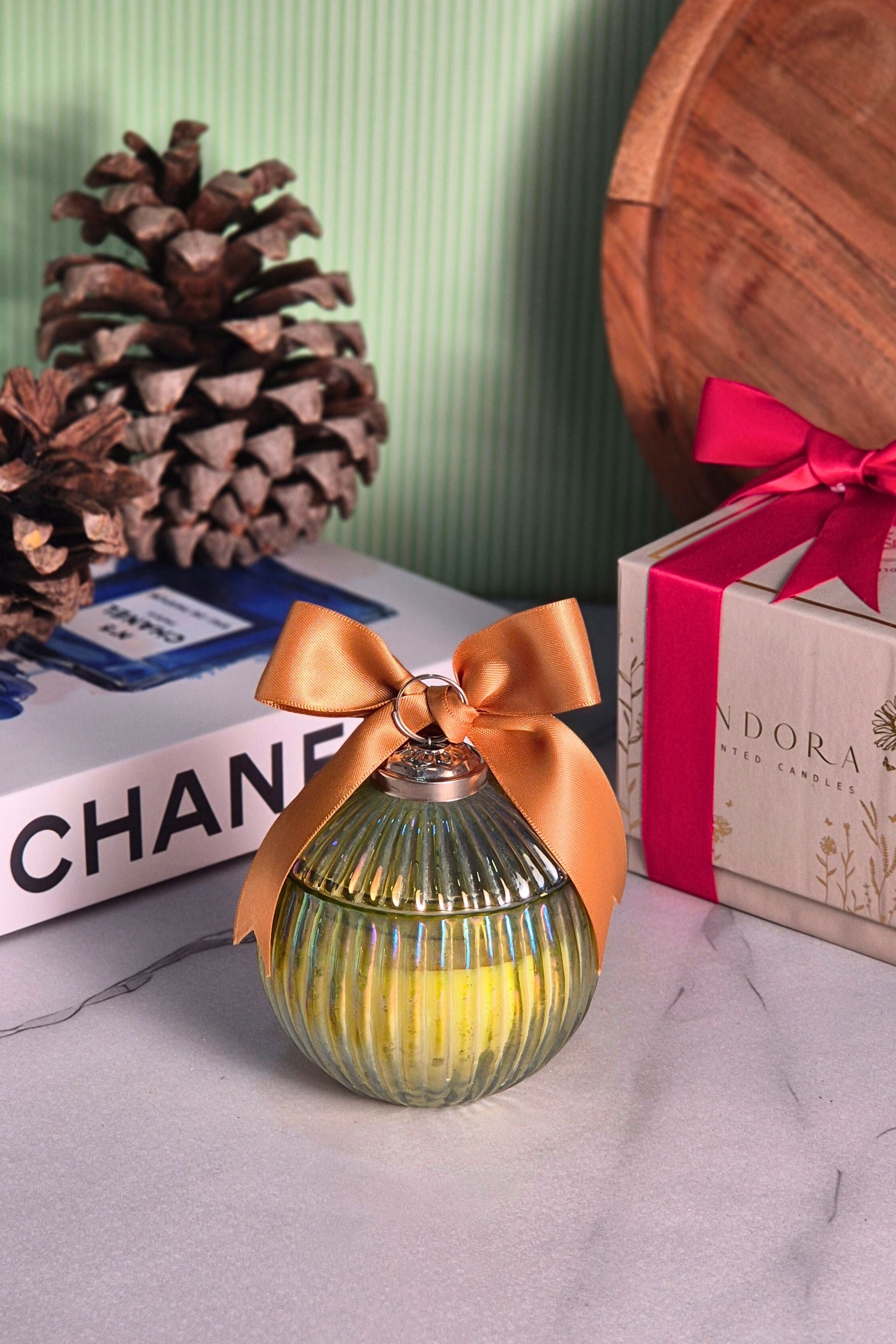 Ornament Candle – Olive Green Citrus Fir