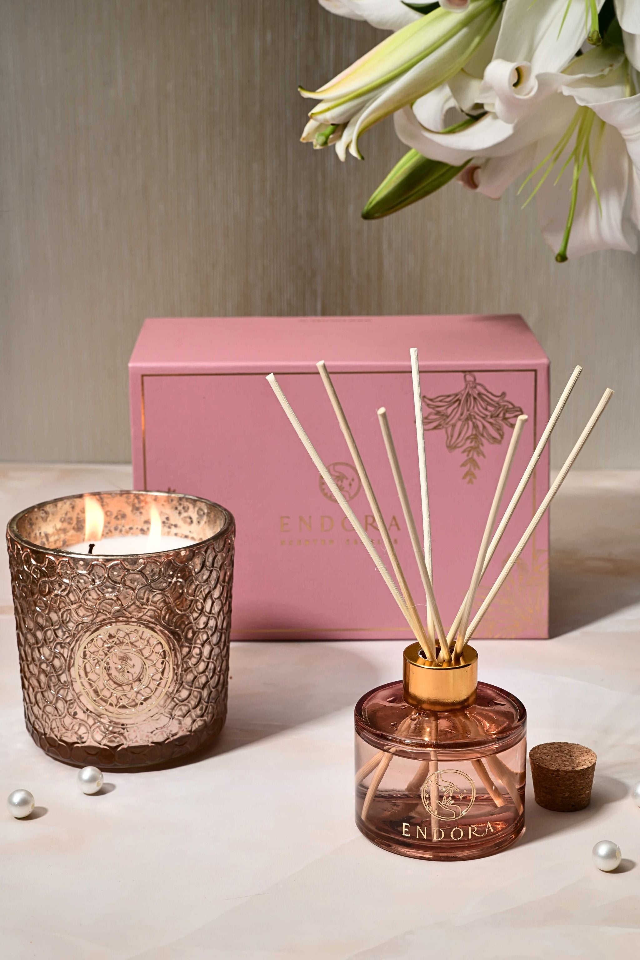 Endora Signature Rosegold candle + Diffuser set