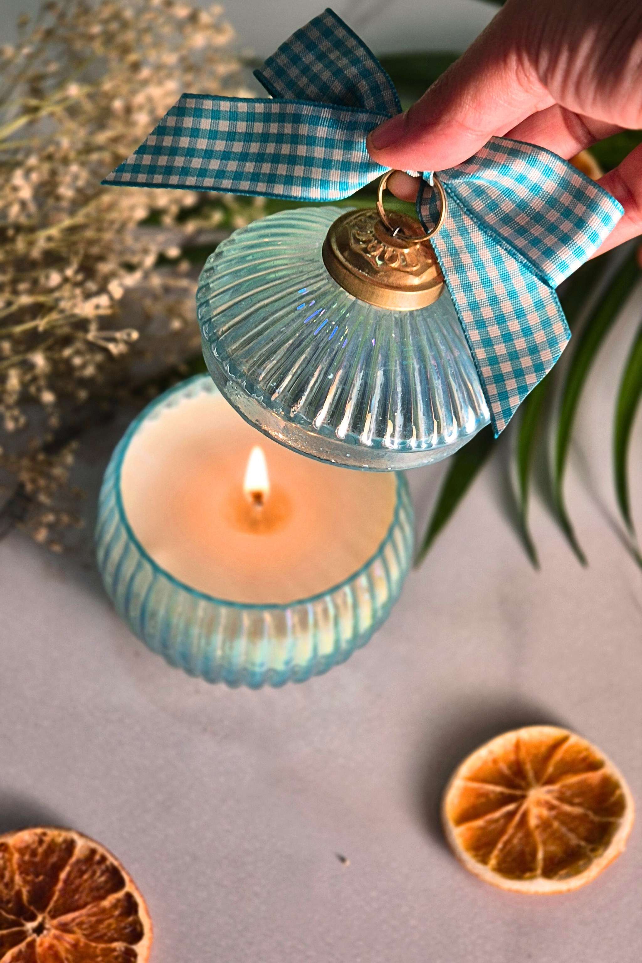 Ornament Candle – Aqua Jasmine Bloom