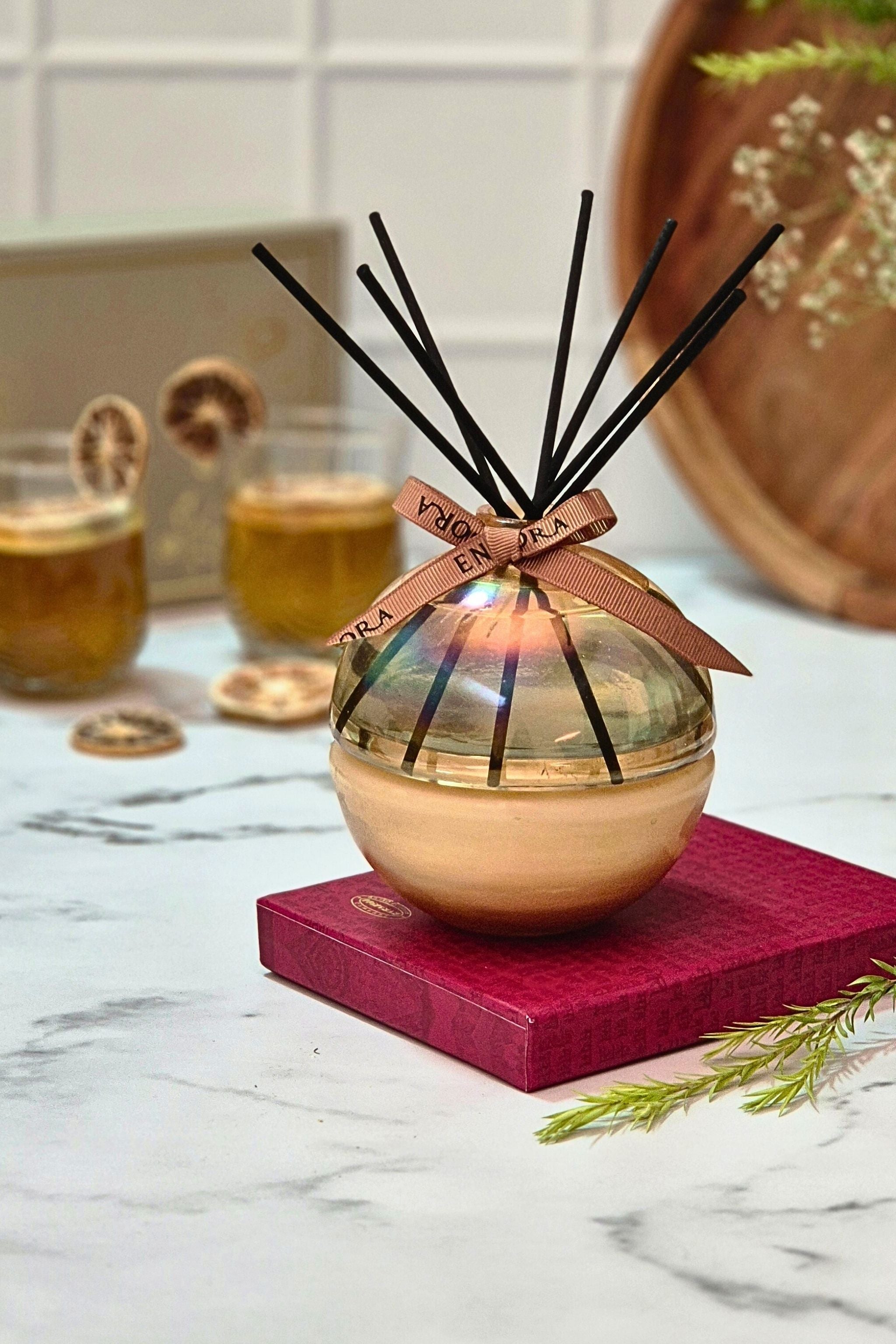 Monet's Set - Candle & Diffuser Duo | Amber | Sandalwood & Oud