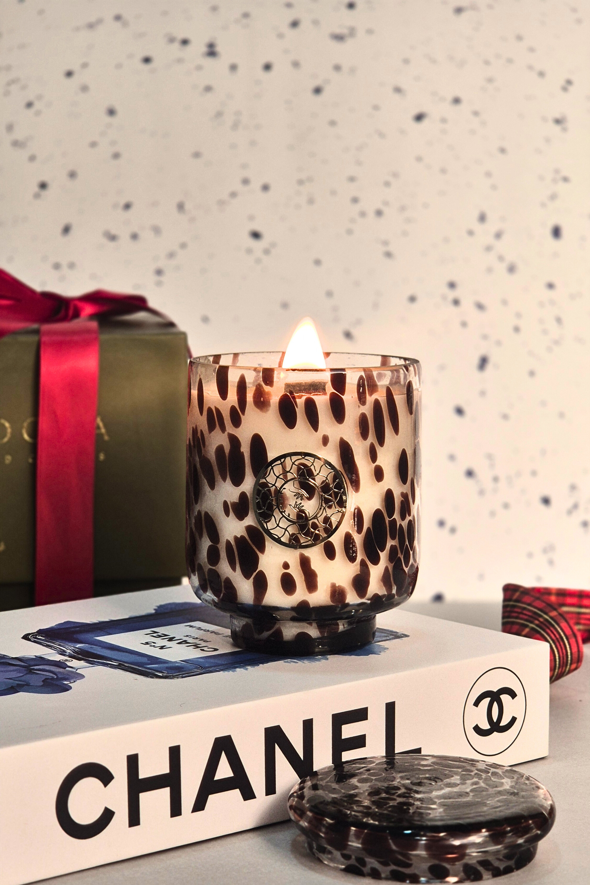Fireside Whisper | Wooden Wick Spotted Candle