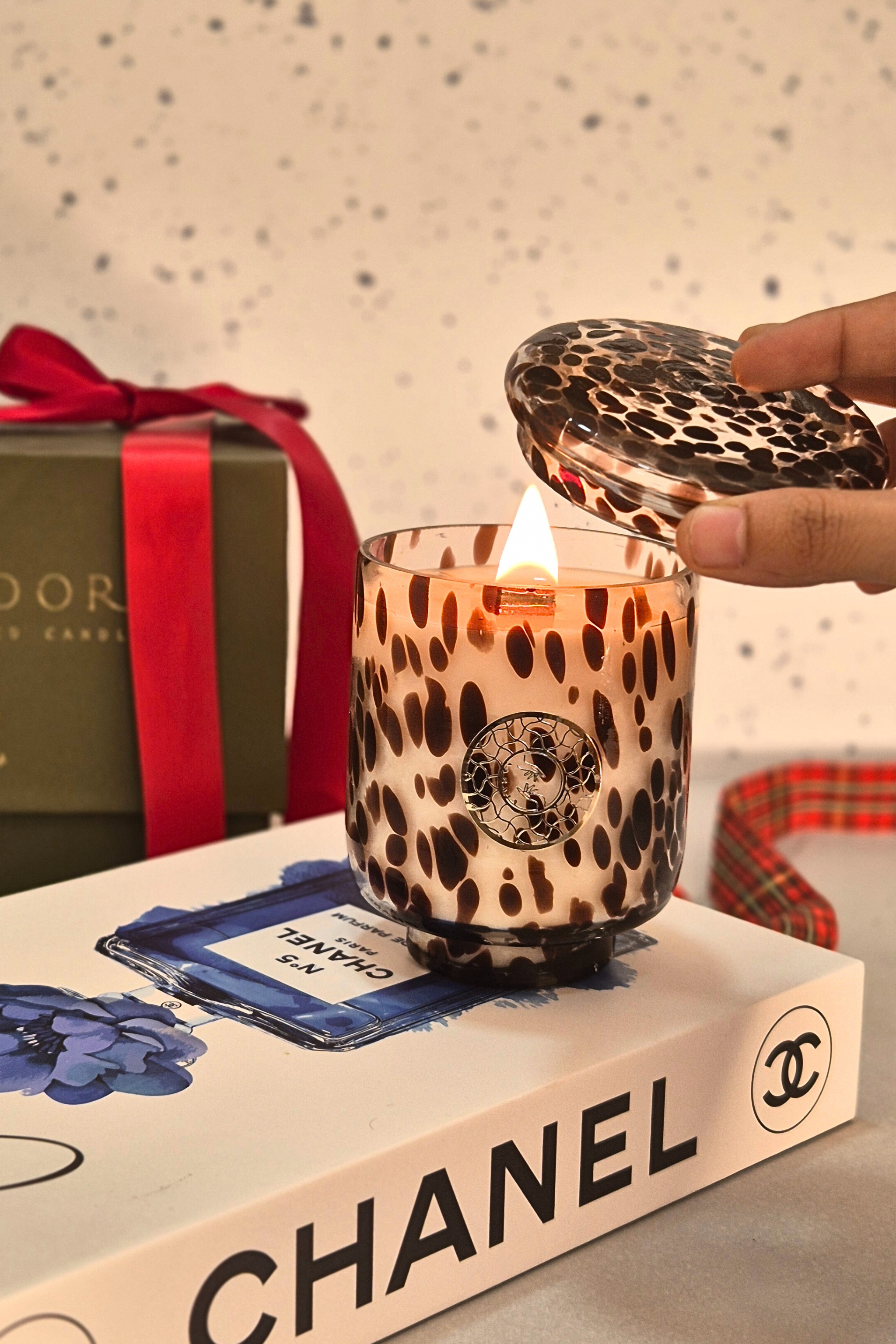 Fireside Whisper | Wooden Wick Spotted Candle