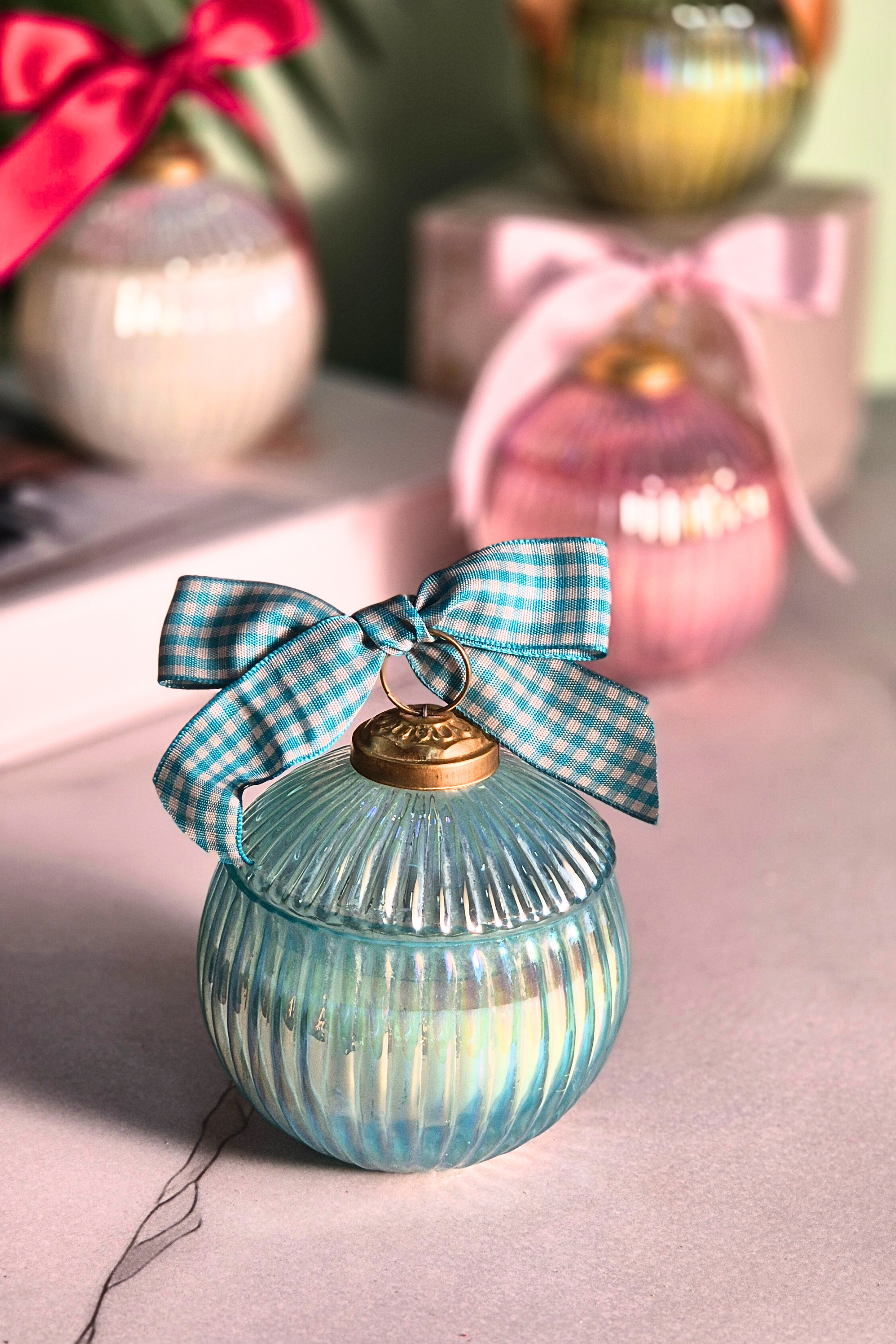 Ornament Candle – Aqua Jasmine Bloom